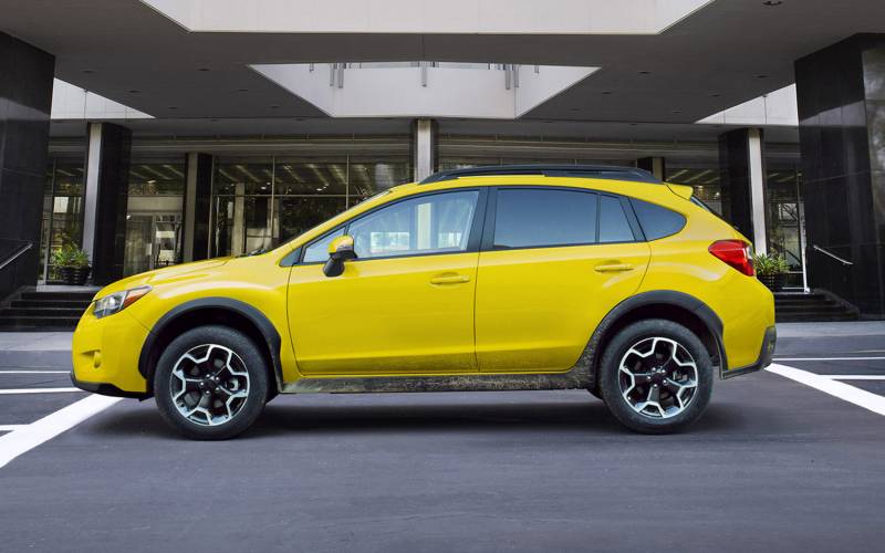 Comparison - BMW X1 Turbo 2017 - vs - Subaru XV Crosstrek Hybrid 2015 ...